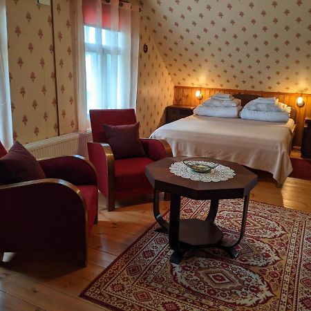 Avinurme Hostel Экстерьер фото
