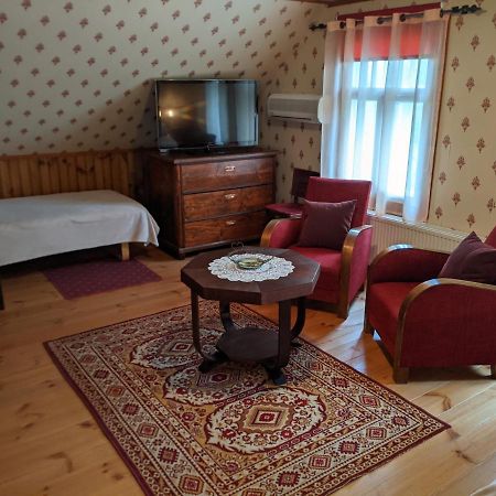 Avinurme Hostel Экстерьер фото